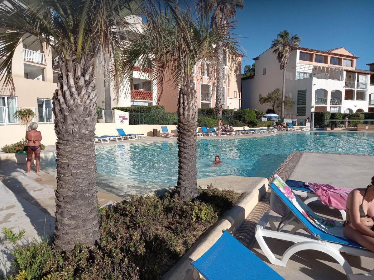Апартаменти Magnifique Rez De Jardin & Piscine & Bord De Mer Сі-Фур-ле-Плаж Екстер'єр фото